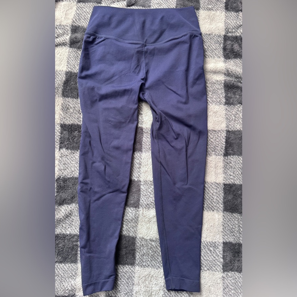 Fabletics Women’s Navy Leggings-Medium